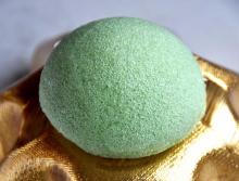 Konjac sponge-green tea