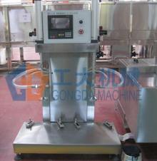 Beer keg washer and filler in 1 machine