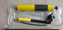 High-Grade Strut Bracing Grease  Gun  600CC