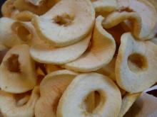 DRIED APPLES USD700 PER MT