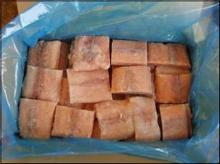 Good quality salmon cutting with frozen food