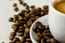 Roasted Pea- berries   Coffee  Beans