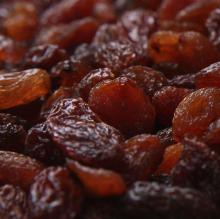  dark  raisin