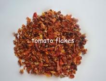 dehydrated tomato flakes