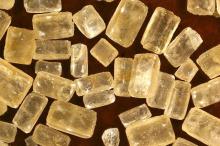 lump sugar in brown