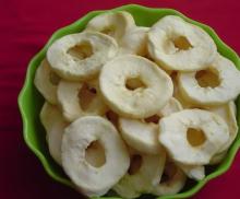 dehydrated apple ring/