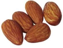ALMOND NUTS ON SALE
