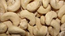 almond and cashew