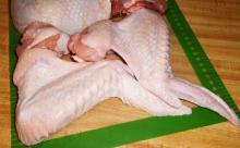 Fresh Frozen Whole Chickens