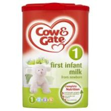 Cow & Gate First Infant Milk Powder from Newborn Stage 1 (900g)