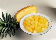  pineapple  sliced in  syrup 