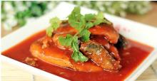  canned  sardine in  tomato  sauce