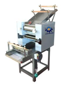 noodle cutter