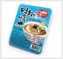 Instant Rice Noodle with non-spicy seafood flavored soup
