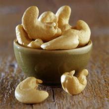 Vietnam cashew nut WW240