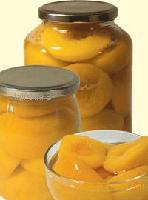 Peaches halves in jar