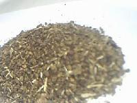 Tea Seed Meal with Straw