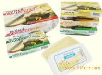 Cheese paste for spreading or cooking