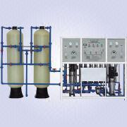  REVERSE   OSMOSIS  EQUIPMENT 1000LPH with Fiber-glass Filter tank