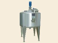 Double-layer tank