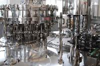 Monoblock filling machine for carbonated soft drink