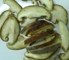 Quick-frozen shiitake mushroom slice