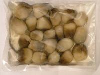 Boiled straw mushrooms
