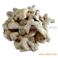 Dehydrated ginger pieces