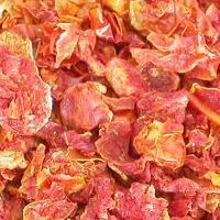Dehydrated tomato flakes