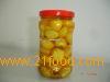 Marinaded garlic in curry oil