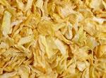 Onion flakes