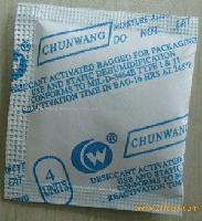 Montmorillonite desiccant