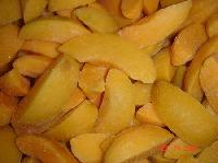 IQF yellow peach slices