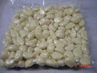 Fresh Peeled Garlic Cloves