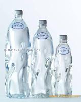 natural mineral water in pet