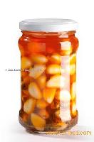 Canned  marinated   garlic 