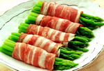 Asparagus and bacon roll