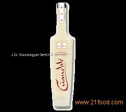 Cuandole marzipan liqueur