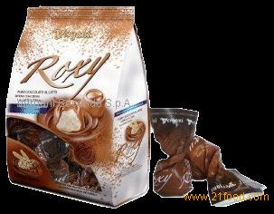 Pure fine milk chocolate pralines with milk cream and cereals